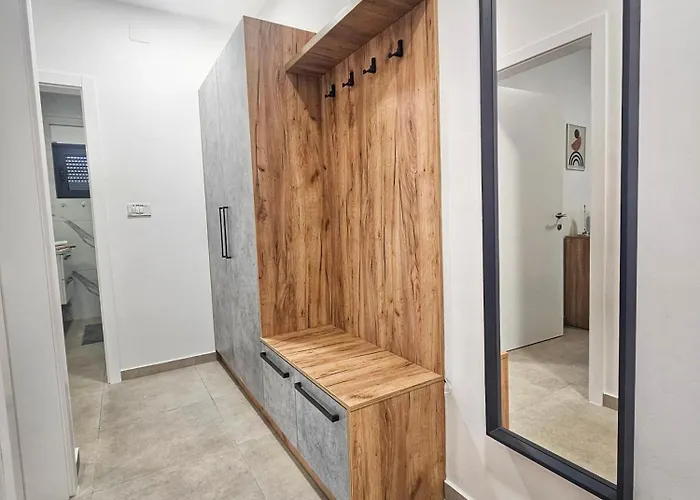 Aquavista Apartment